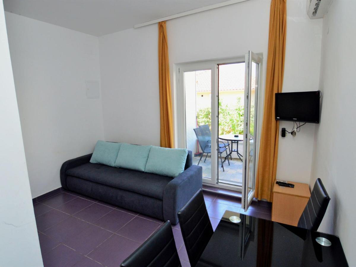 Apartment Katarina 4 - Sib158 By Interhome Brodarica  Eksteriør billede